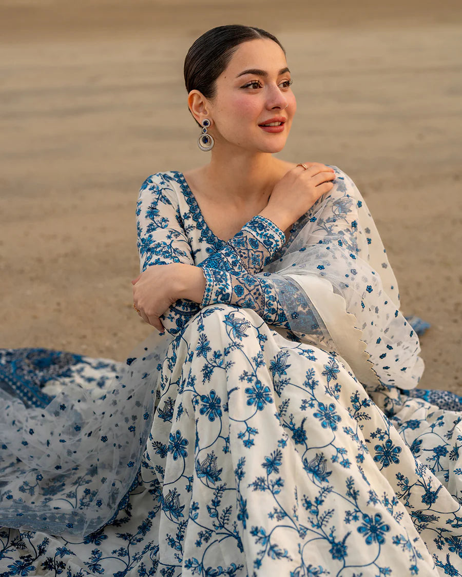 Faiza Saqlain Jehona